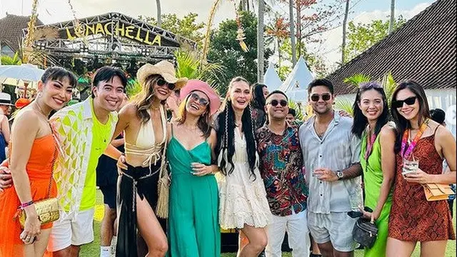 10 Momen Meriah Pesta Ulang Tahun Luna Maya, Bertema Festifal Musik