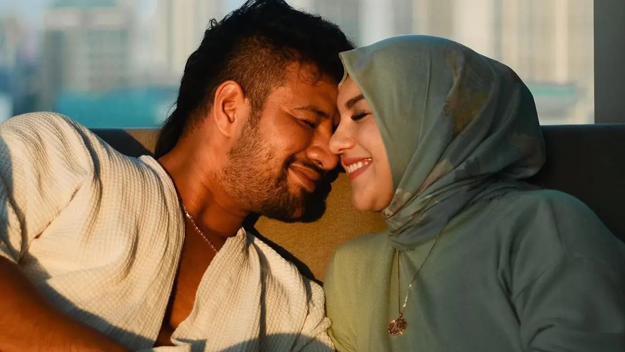 Ammar Zoni dan Irish Bella. (Foto: Instagram @ammarzoni)