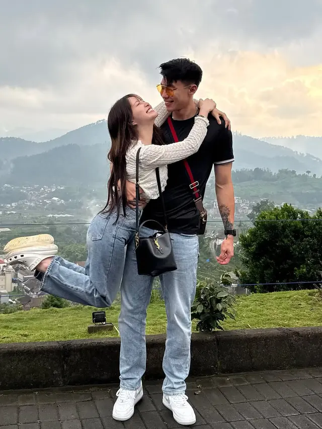 Potret Nita Vior dan Vincent Liburan di Magetan. (instagram/nitavior/vincent_vrk)