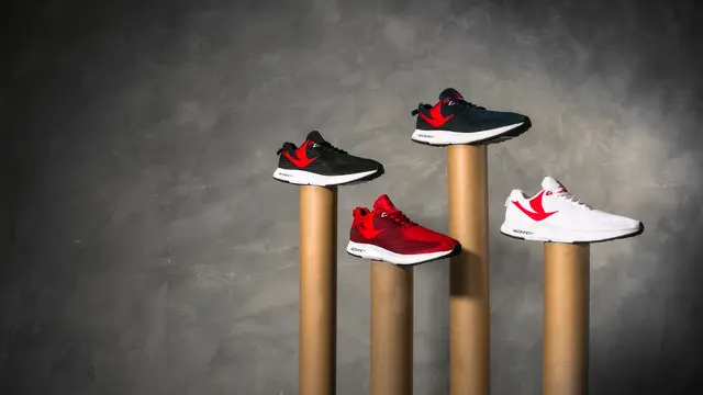 Sepatu Sneaker