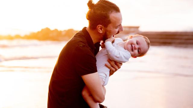 Ilustrasi ayah dan anak