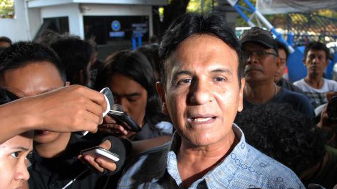 Mark Sungkar datangi kantor BNN untuk tengok anaknya