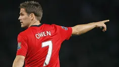 Nomor punggung 7 di Manchester United selalu diberikan kepada pemain yang dianggap spesial, namun ternyata tidak semuanya berhasil bersinar. Berikut 5 pesepak bola nomor 7 terburuk di MU. (AFP/Glyn Kirk)