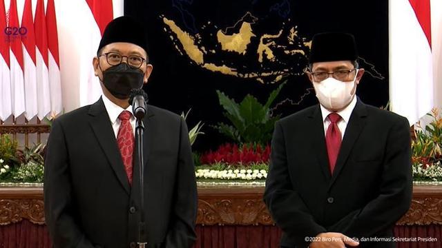 Presiden Joko Widodo (Jokowi) resmi melantik melantik Bambang Susantono menjadi Kepala Badan Otorita Ibu Kota Negara (IKN) Nusantara, dan Dhony Rahajoe sebagai Wakil Kepala IKN, di Istana Negara, Kamis (10/3/2022).