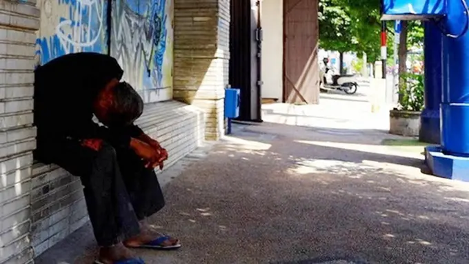 Photo: Copyright by instagram.com/aanmansyur