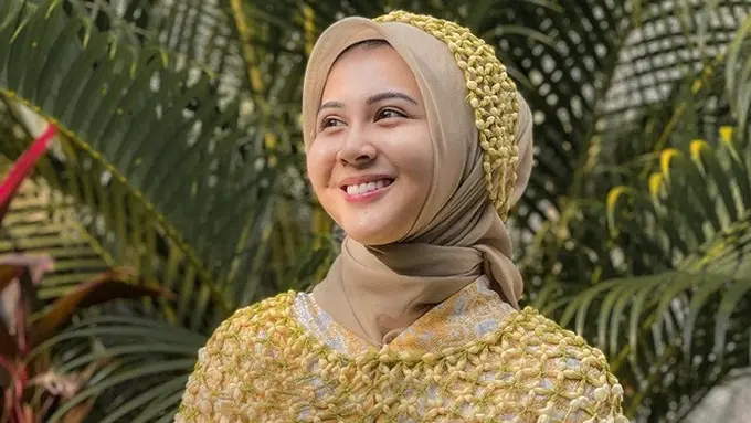 6 Potret Siraman Kesha Ratuliu Jelang Pernikahan, Penuh Haru Bahagia