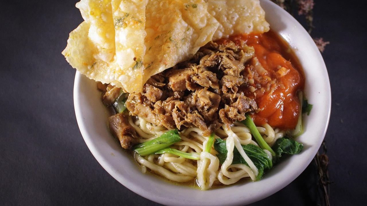 6 Resep Mie Ayam Jakarta Autentik, Bumbu Gurih yang Meresap Nikmat Ala Pedagang Gerobakan