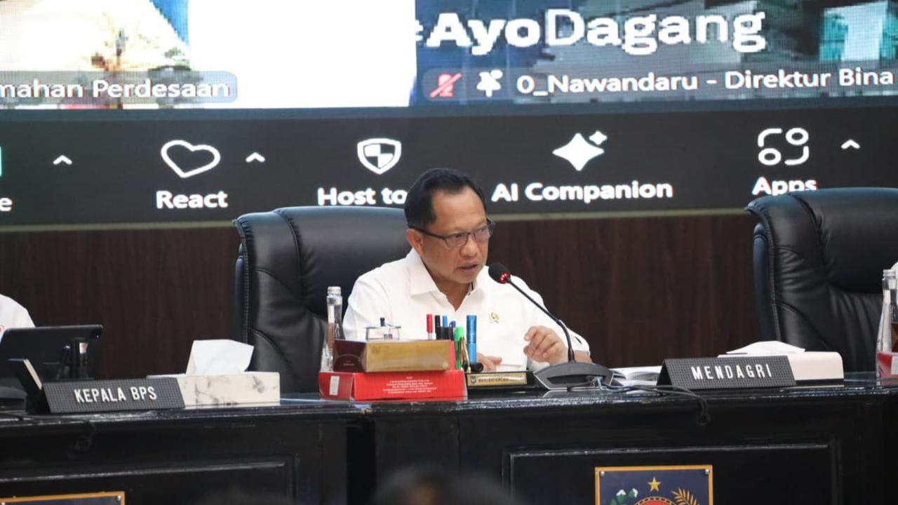 Mendagri Muhammad Tito Karnavian Saat Rapat Koordinasi Pengendalian Inflasi Daerah