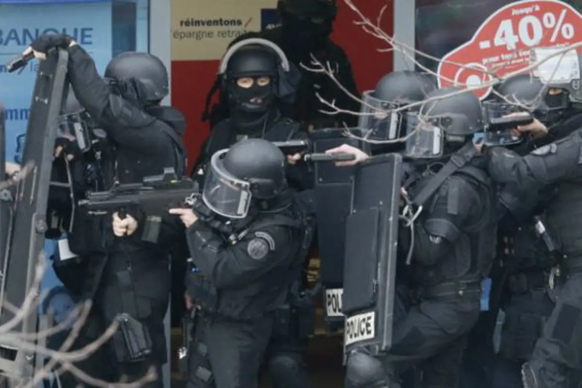 Polisi Prancis. (BBC)