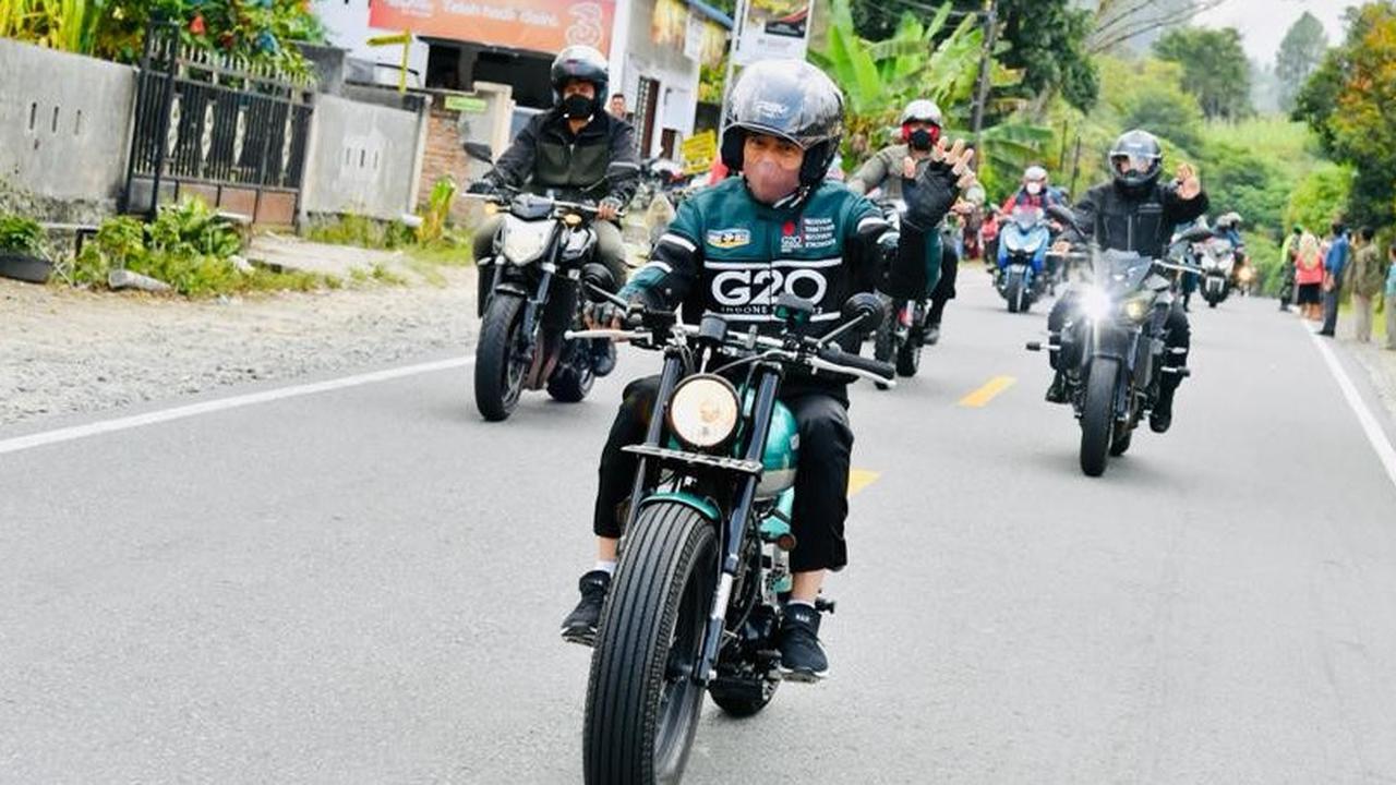 Gaya Jokowi dan Sepeda Motornya