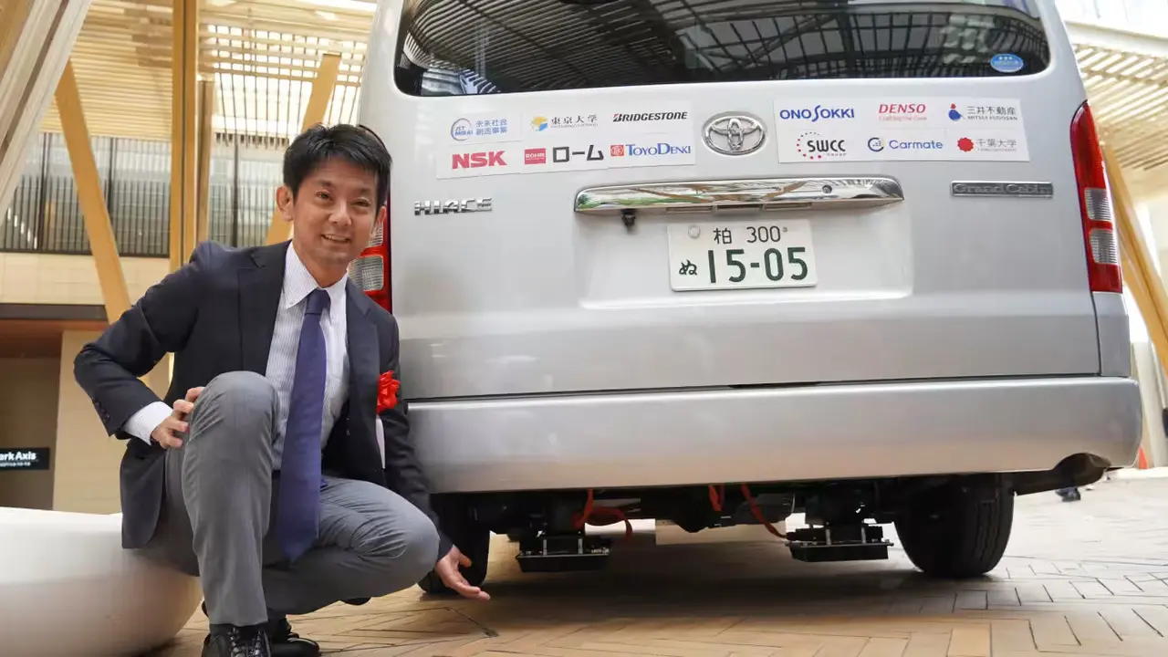 Ujicoba Pengisian Baterai Mobil Listrik Nirkabel di Jepang