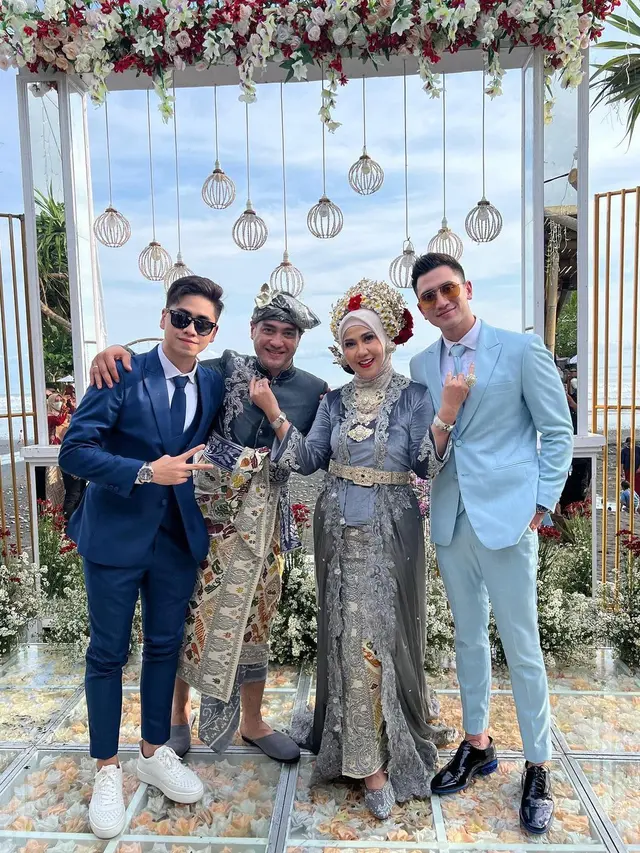 6 Momen Pernikahan Venna Melinda dan Ferry Irawan, Kental Adat Bali