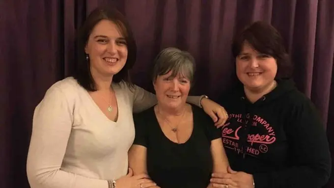 Unik, Ini Saudara Kembar Pertama yang Lahir Beda Negara