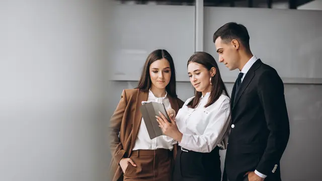 Bangun Jaringan Dukungan di Tempat Kerja [Dok/freepik.com]