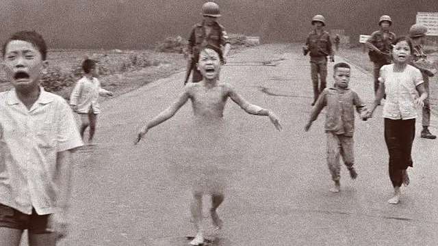 Bom napalm di Perang Vietnam