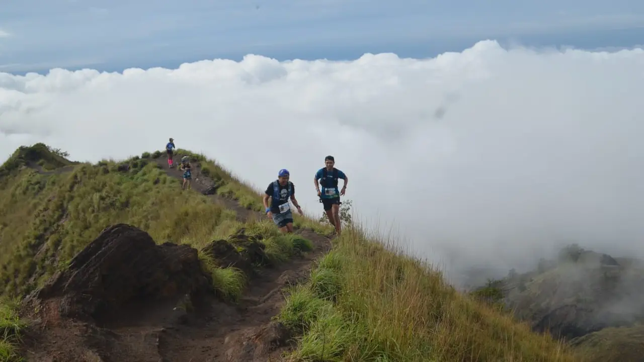 Jalur Para Pelari BTR di Gunung Batur, Kintamani