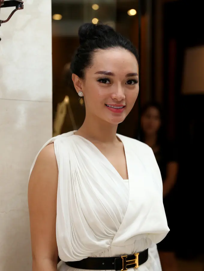 [Bintang] Zaskia Gotik