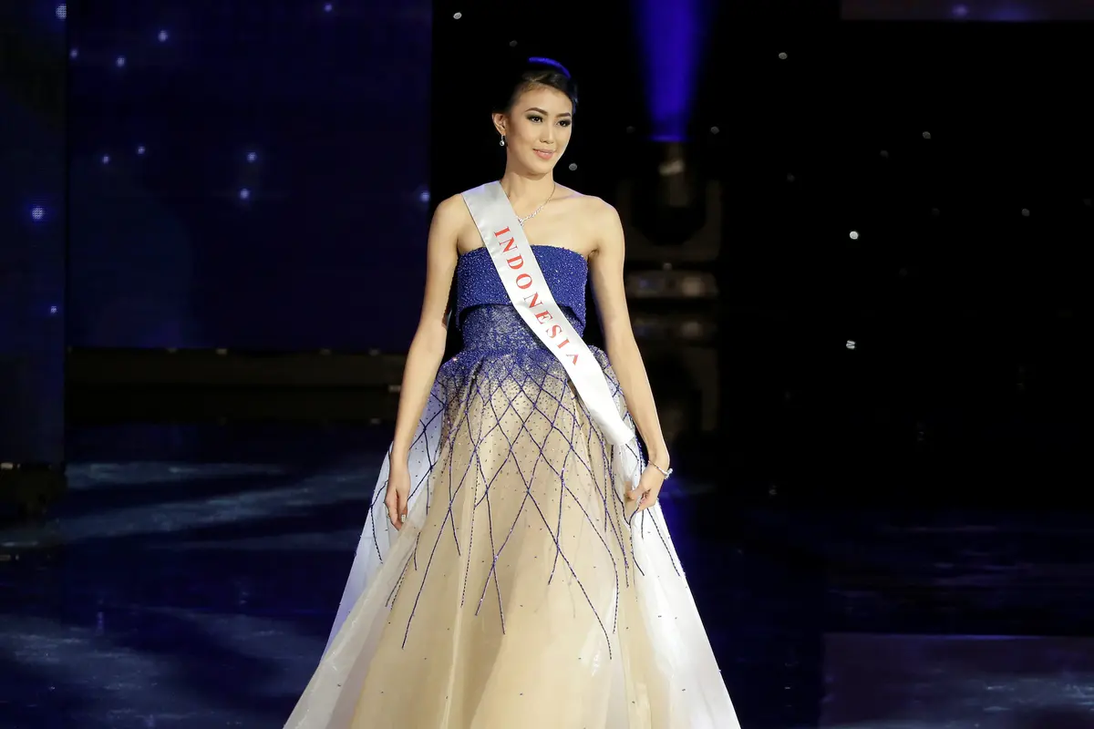 Gaya Perwakilan Indonesia Saat Rebut Juara 3 di Miss World 2016