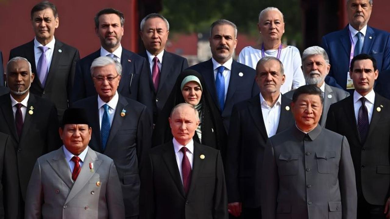 Momen Langka Prabowo di China: Eksponen 98 Nilai Kunjungan Perkuat Kerja Sama Indonesia China