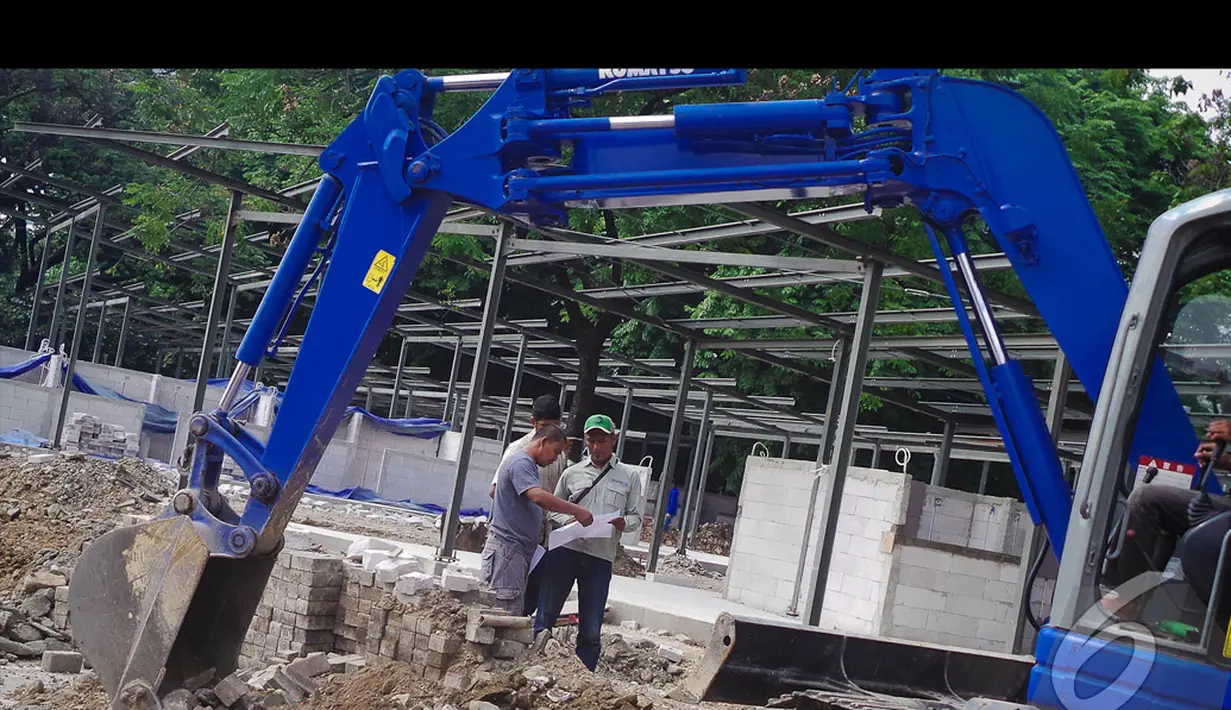 Kios penampungan untuk PKL Monas itu dibangun di lapangan Ikatan Restoran Taman Indonesia (IRTI), Jakarta, Jumat (22/8/2014) (Liputan6.com/Faizal Fanani)