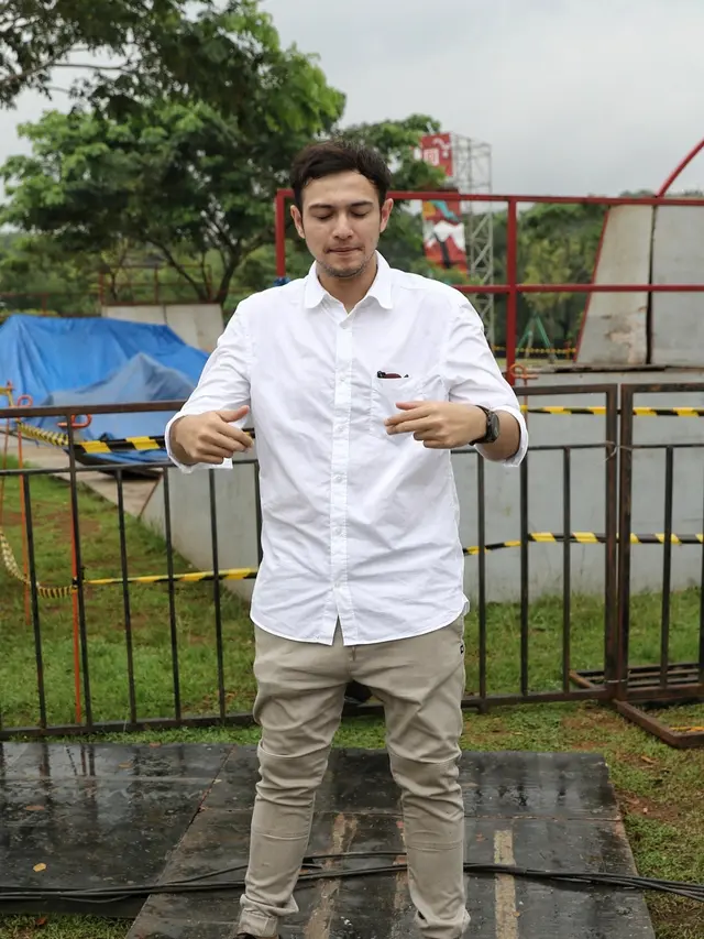 [Bintang] Rifky Balweel