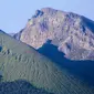 Gunung Gamkonora di Halmahera. (Dok: Instagram @kamransoya)