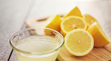 Cara Membuat Air Lemon Yang Tepat Lifestyle Fimela Com