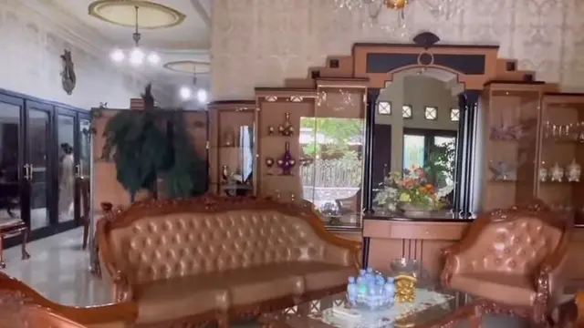 Inul Daratista di kediamannya di kampung halaman (Instagram/inul.d)