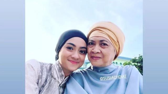 Ayudia dan sang mama (Instagram/@ommasusi)