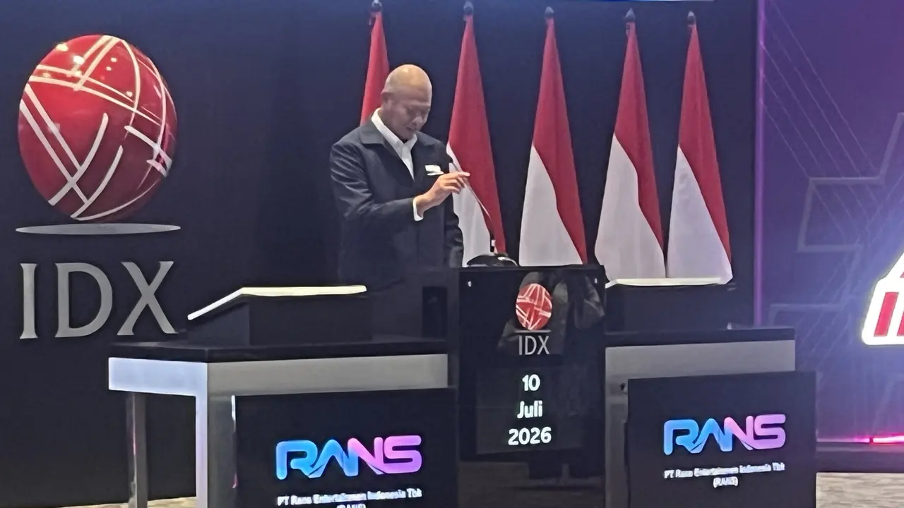 Direktur Penilaian Perusahaan BEI, Saidu Solihin saat pencatatan saham PT RANS Entertainmen Indonesia Tbk (RANS), Jumat, (10/7/2026). (Foto: Liputan6.com/Immanuel Christian)
