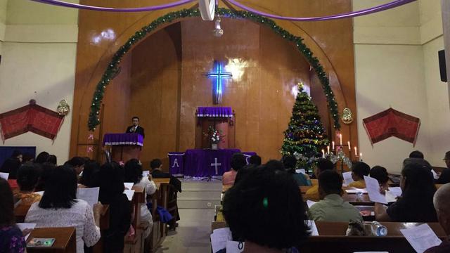 Ilustrasi - Umat Nasrani merayakan Natal di gereja. (Foto: Liputan6.com/ Novia Harlina)