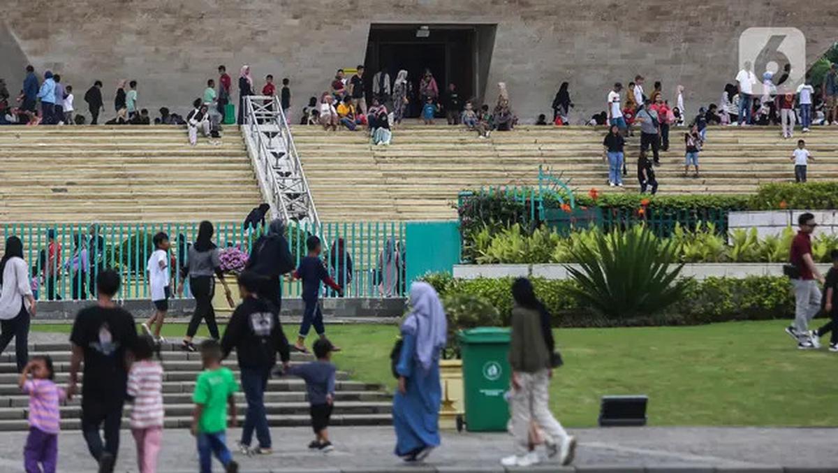 Libur Nataru 2024/2025, Jam Operasional Monumen Nasional Diperpanjang