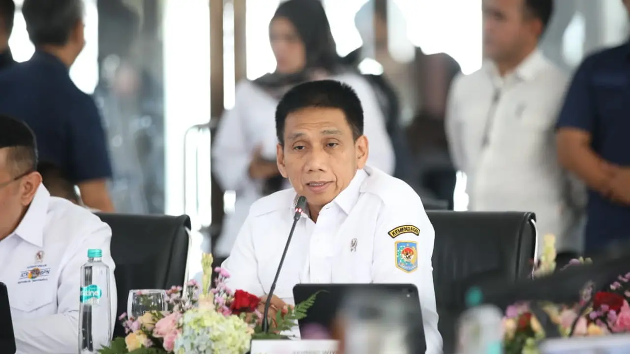Wamendagri Wiyagus Dorong Penguatan Regulasi Tata Ruang untuk Dukung Pengembangan Kereta Api Nasional
