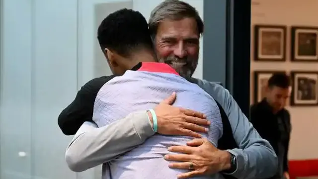 Foto: Cody Gakpo dan Jurgen Klopp