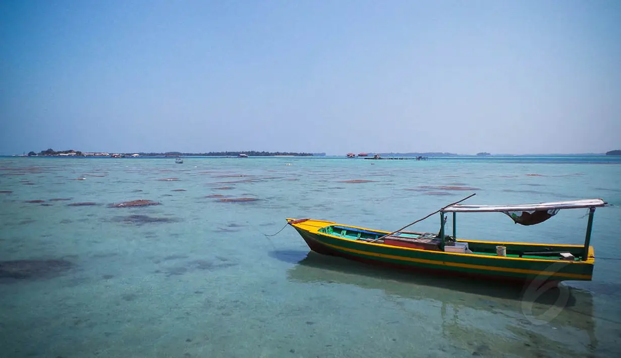 Pulau Harapan akan mengajak wisatawan untuk menikmati keindahan pesona laut, trumbu karang dan pantai sekitar, Jakarta, Senin (25/8/14). (Liputan6.com/Faizal Fanani) 