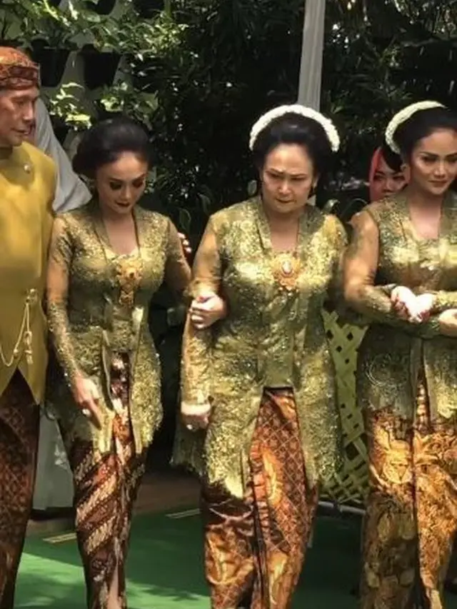 Potret Siraman Kartika Sary (sumber: instagram/yunishara36)