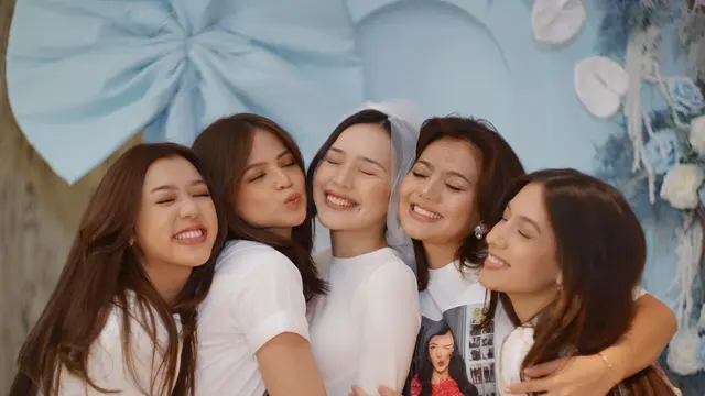 8 Potret Bridal Showe Beby Tsabina Bareng Sahabat, Dihadiri Banyak Seleb