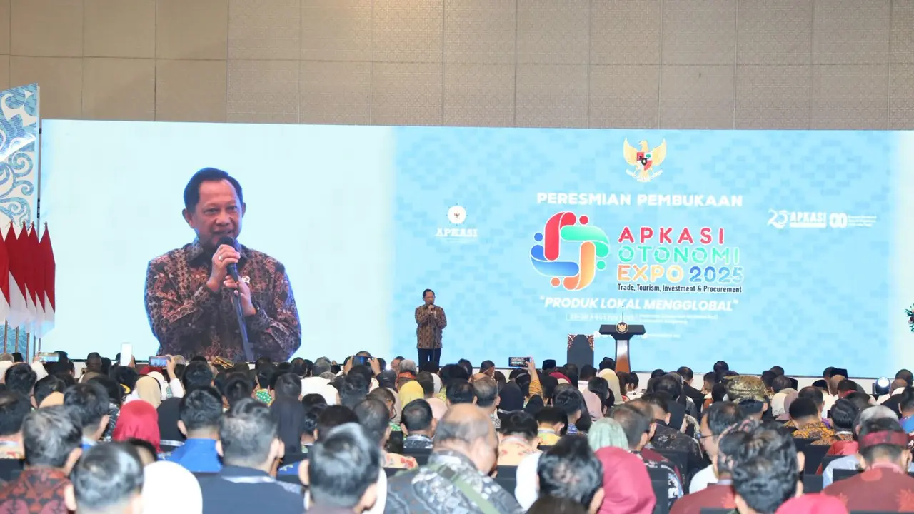 Mendagri Tito Karnavian Sampaikan Langkah Penting Perkuat Kapasitas Fiskal di Hadapan Presiden Prabowo (Liputan6)