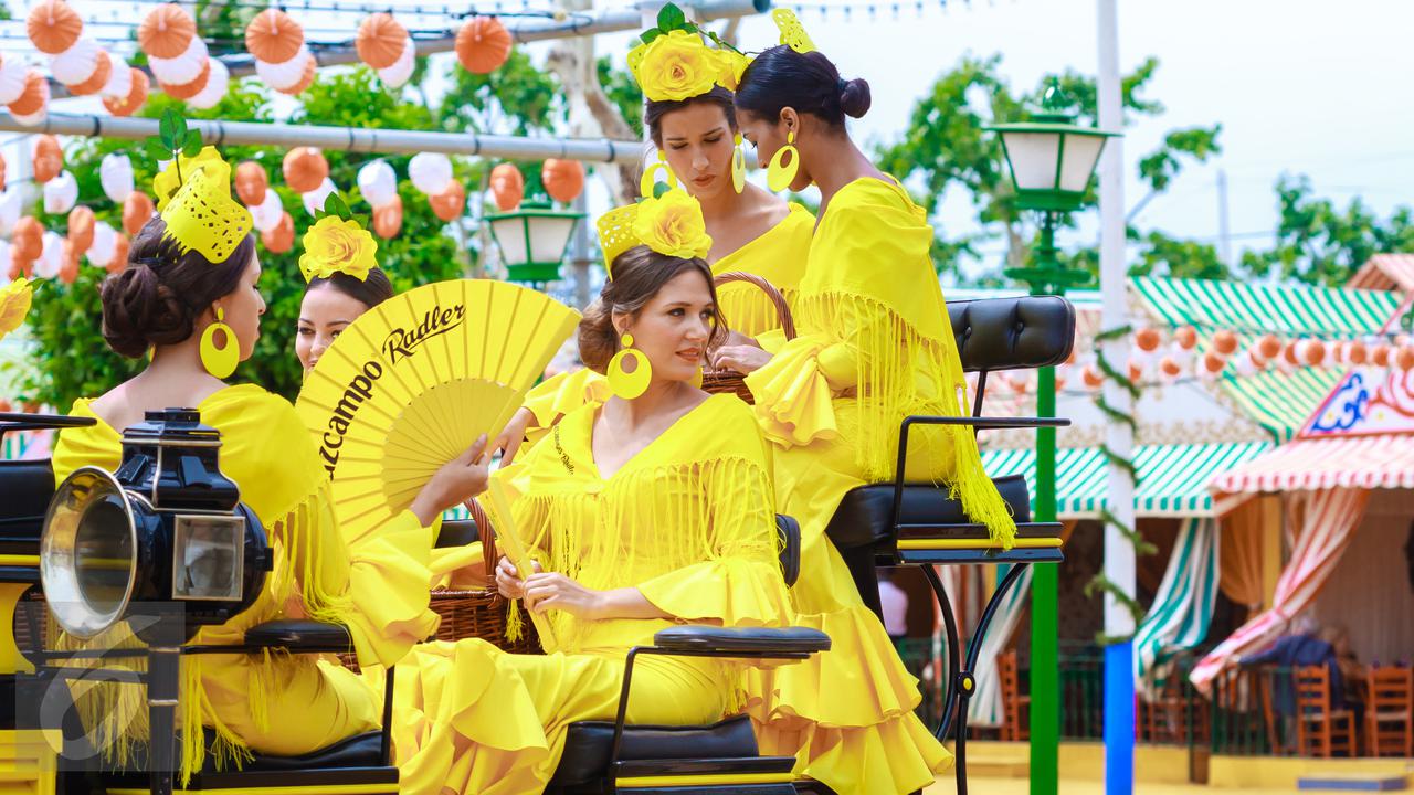 Baju Kuning atau Pakaian Warna Kuning