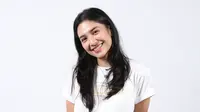 Mikha Tambayong Pelihara Deg-degan Hari Pertama Syuting Dilanjutkan Salah Disudahi Perih, Alasannya?