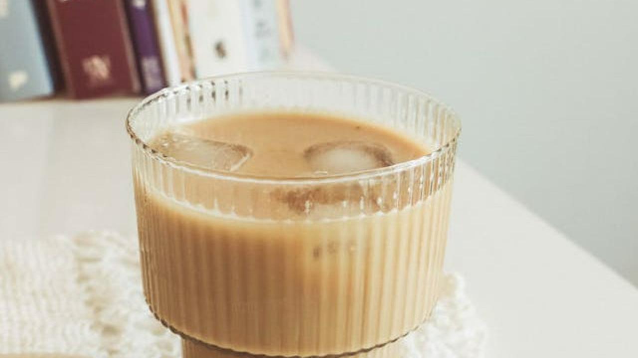 Anti Ribet, 7 Resep Kopi Susu Gula Aren yang Bikin Ketagihan