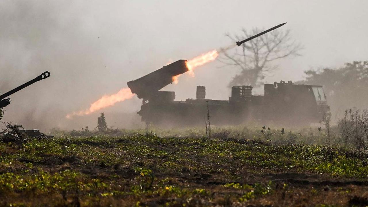 <b>Latihan gabungan Super Garuda Shield 2023 yang diikuti 17 negara peserta dan observer ditutup dengan&nbsp;pelaksanaan Combined Arms Life Fire Exercise (Calfex).&nbsp;</b>