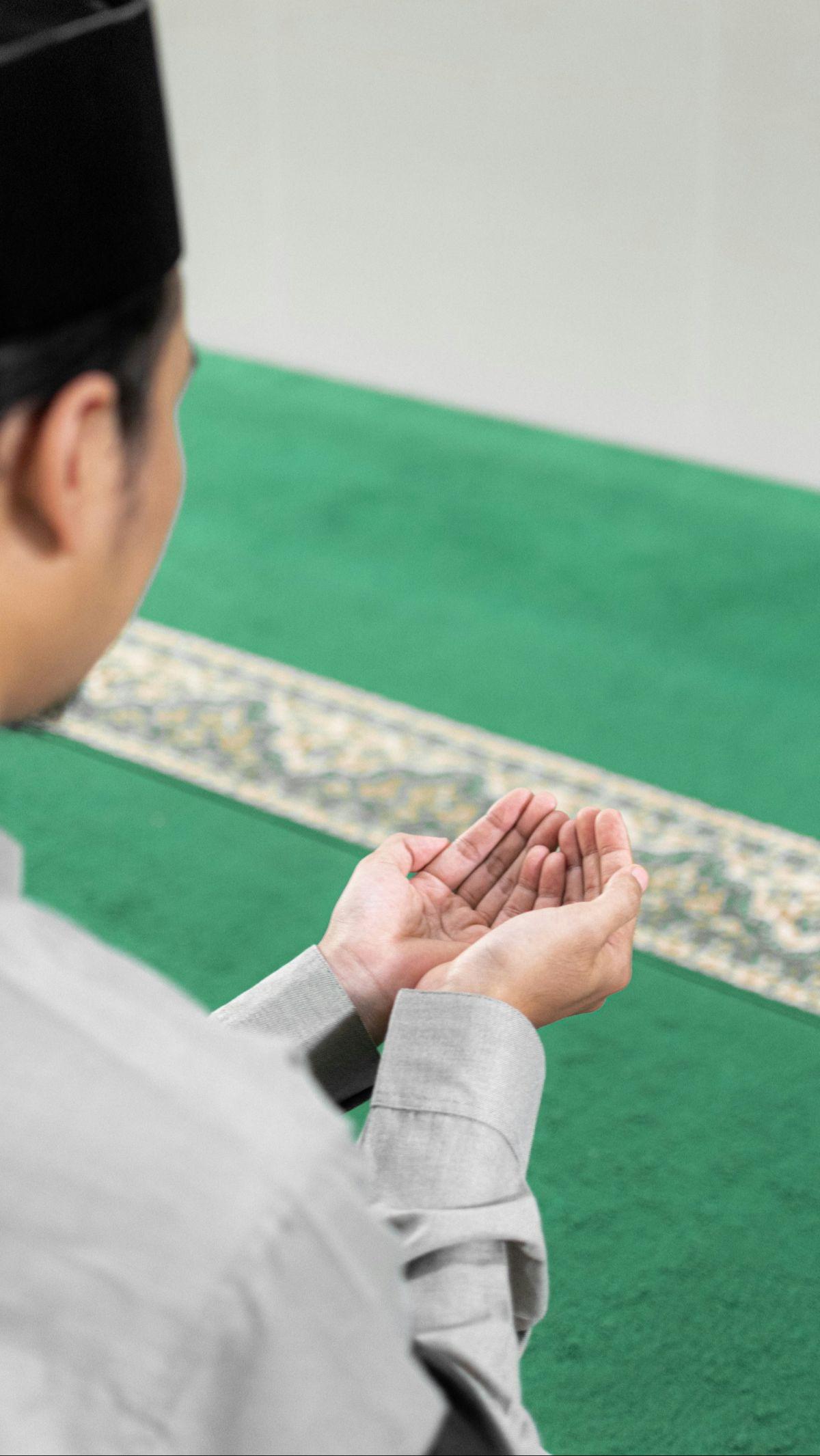 3. Doa Meminta Perlindungan dari Mimpi Buruk<br>