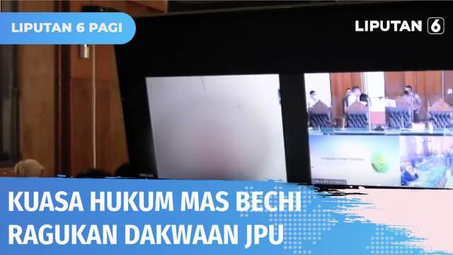 Terdakwa pencabulan santriwati Pesantren Shiddiqiyah Jombang, MSAT alias Mas Bechi, kembali menjalani sidang di PN Surabaya. Dalam eksepsinya, kuasa hukum terdakwa meragukan dakwaan jaksa dan mempertanyakan pemindahan lokasi persidangan.