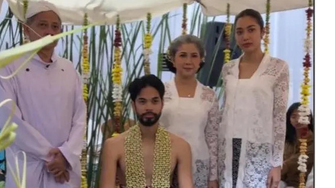 Potret Cantik dan Anggun Widi Vierratale Pakai Kebaya Putih saat Siraman Jelang Pernikahan Sang Adik