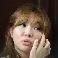 Gisella Anastasia saat menghadiri sidang cerai dengan Gading Marten di Pengadilan Negeri Jakarta Selatan, Rabu (23/1). Majelis Hakim secara resmi memutus pernikahan Gisella dan Gading. (Kapanlagi.com/Bayu Herdianto)