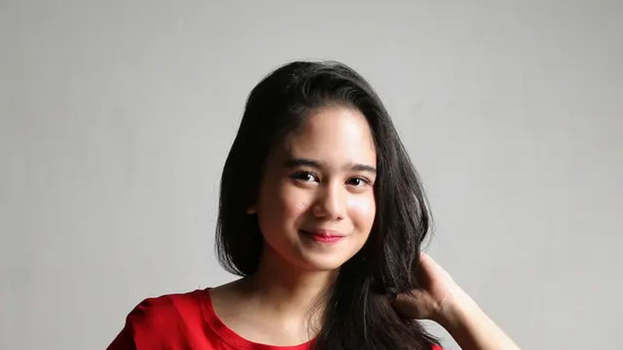Tissa Biani Merasa Membumi Saat Hiking, Gunung Gede Jadi Target Berikutnya