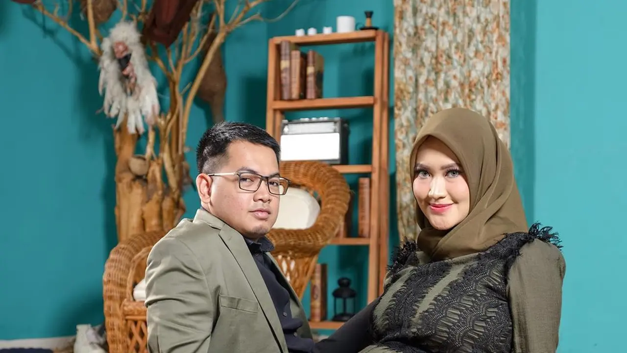 [Fimela] Tommy Kurniawan dan Lisya Nurrahmi