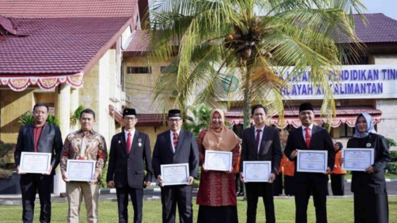 Tahukah Anda Berapa Prodi Unggul di Kalimantan? LLDIKTI XI Tingkatkan Mutu Dosen Demi Perbanyak Akreditasi Unggul PTS