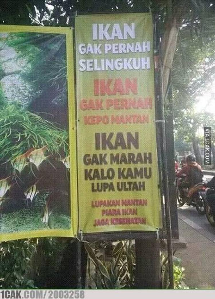 7 Potret Spanduk Iklan Di Pinggir Jalan Yang Kelewat Nyeleneh Banget